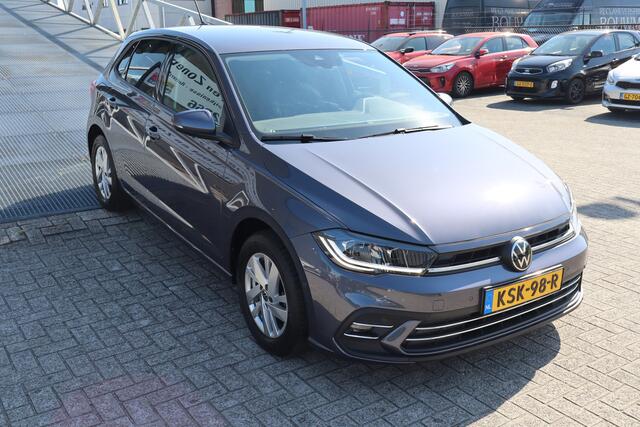 Volkswagen POLO 1.0 TSI Style Automaat! Apple carplay/Stoelverwarming/Adaptieve cruise control/Parkeersensoren/Automatisch inparkeren/DAB/Dodehoek assistent