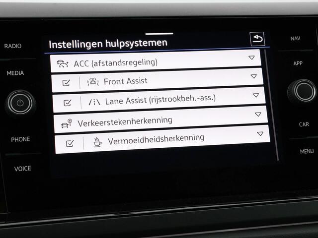 Volkswagen POLO 1.0 TSI 110pk DSG R-Line · Camera · Matrix LED · Stoelverwarming · Apple/Android Car Play · ACC · P-Sensoren · 17"Velgen ·