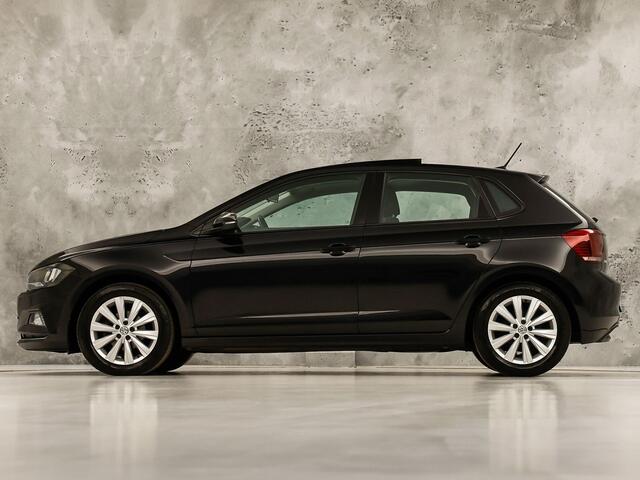 Volkswagen POLO 1.0 TSI Highline (SCHUIFDAK, APPLE CARPLAY, VITRUAL COCKPIT, ACC, LM VELGEN, CAMERA, NIEUWE APK, NIEUWSTAAT)