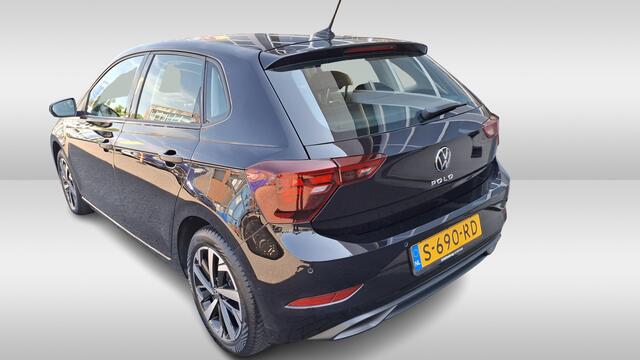 Volkswagen POLO 1.0 TSI Life Navigatie / Parkeersensoren / LMV 16 " / App-connect / LED verlichting / Carplay