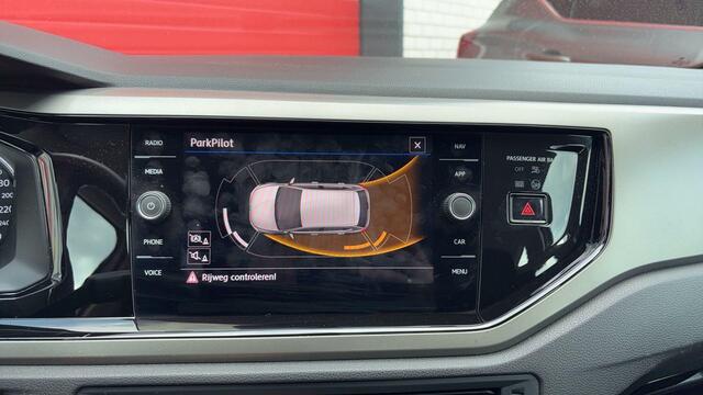 Volkswagen POLO 1.0 TSI Comfortline Business ACC / CLIMA / CARPLAY / PDC V+A / LED / NED AUTO / MFS