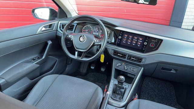 Volkswagen POLO 1.0 TSI Comfortline LED / CARPLAY / AIRCO / DEALER OH / MFS / LMV