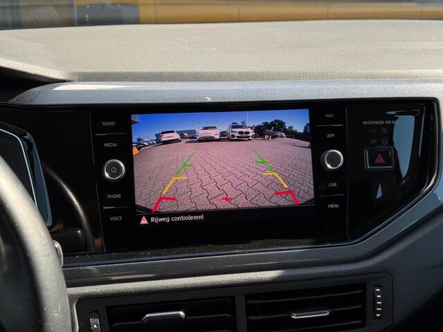 Volkswagen POLO 1.0 TSI Highline - Navi - Camera - Apple/Android