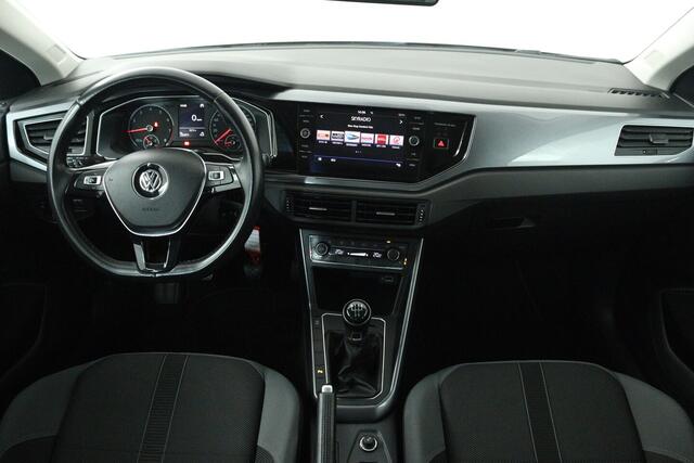 Volkswagen POLO 1.0 TSI Comfortline Business (STOELVERWARMING, LIMIT, PARKEERSENSOREN)