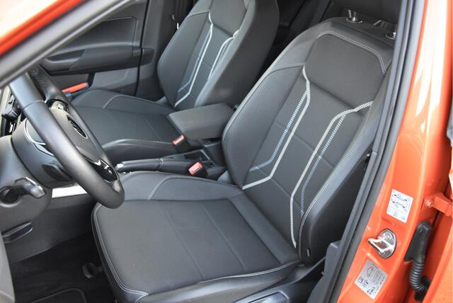 Volkswagen POLO 1.0 TSI DSG Highline R-Line Digital-cockpit PDC NAP Business R
