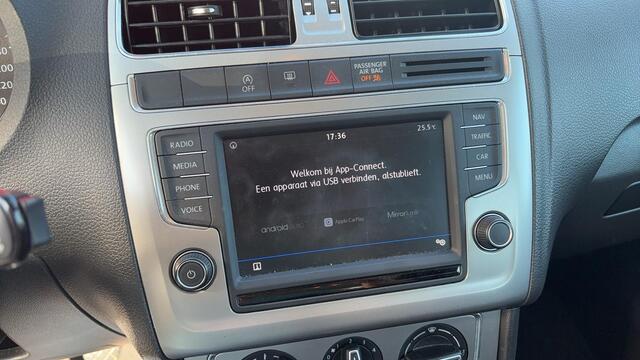 Volkswagen POLO 1.0 BlueMotion Edition TREKHAAK / CARPLAY / NAVI / AIRCO / BLUETOOTH / NL-AUTO