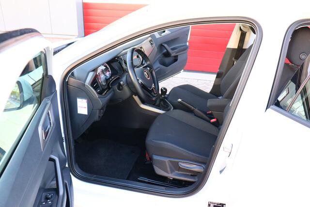 Volkswagen POLO 1.0 TSI Comfortline O.a: Navi, Adaptive cruise, Pdc met park.hulp, Carplay, Etc... Rijklaar! All-in prijs!