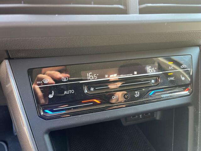 Volkswagen POLO 1.0 TSI 95pk DSG Style · Camera · Apple/Android Car Play · Stoelverwarming · IQ.Light · 15'' Inch ·
