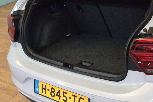 Volkswagen POLO 1.0 TSI Comfortline Automaat 96PK | APPCONNECT | CLIMA | CAMERA + PDC | STOELVERW | ADAP CRUISE |