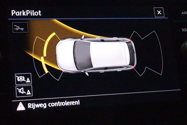 Volkswagen POLO 1.0 TSI Comfortline Automaat 96PK | APPCONNECT | CLIMA | CAMERA + PDC | STOELVERW | ADAP CRUISE |