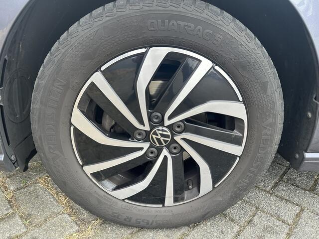 Volkswagen POLO 1.0 TSI Life Business / Navigatie / App-Connect