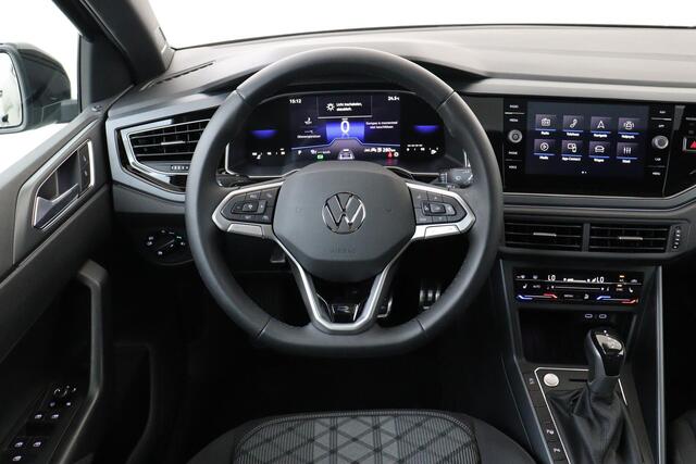 Volkswagen POLO 1.0 TSI R-LINE EDITION -PANO.DAK|KEYLESS|CARPLAY|STOELVERW.|DODEHOEK|PARKEERASST.|PRIVACY.GLAS|17"YORK