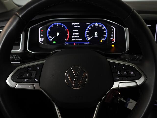 Volkswagen POLO 1.0 TSI Style 90 pk Automaat (DSG) | Navigatie via App | Parkeersensoren (Park assist) | Autom. airco | Adaptieve cruise control | Matrix LED koplampen | Digital Cockpit Pro |