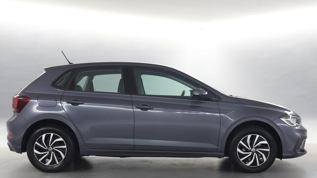 Volkswagen POLO 1.0 TSI 95pk Life / Navigatie via Apple Carplay / Parkeersensoren