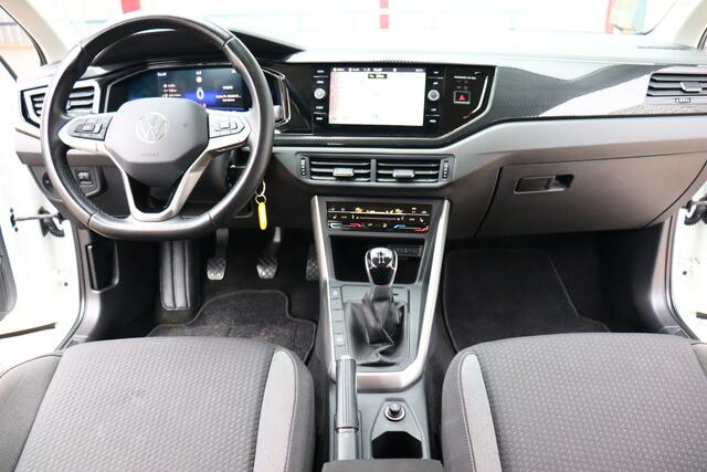 Volkswagen POLO 1.0 TSI Life Business O.a: Stoelverw, ACC, Clima, Navi, PDC, Carplay, Etc. All-in prijs!