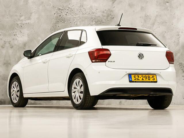Volkswagen POLO 1.0 TSI Sportline Automaat (APPLE CARPLAY, GROOT NAVI, GETINT GLAS, ADAPTIVE CRUISE, SPORTSTOELEN, PARKEERSENSOREN, NIEUWE APK, NIEUWSTAAT)