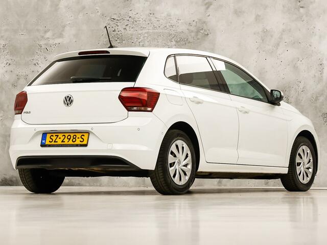 Volkswagen POLO 1.0 TSI Sportline Automaat (APPLE CARPLAY, GROOT NAVI, GETINT GLAS, ADAPTIVE CRUISE, SPORTSTOELEN, PARKEERSENSOREN, NIEUWE APK, NIEUWSTAAT)