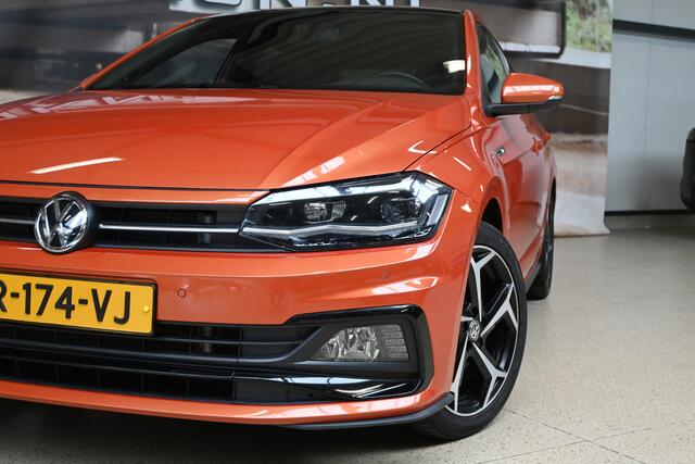Volkswagen POLO 1.5 TSI Highline Business R Camera | Pano | Beats | Keyless | LED |