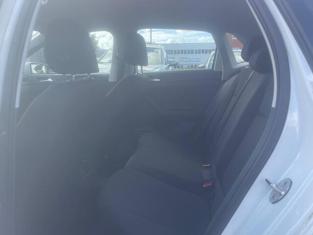 Volkswagen POLO 1.0 MPI 80PK Hand. Polo / App Connect / Parkeersensoren Achter / Digital Cockpit / 15'' / VW