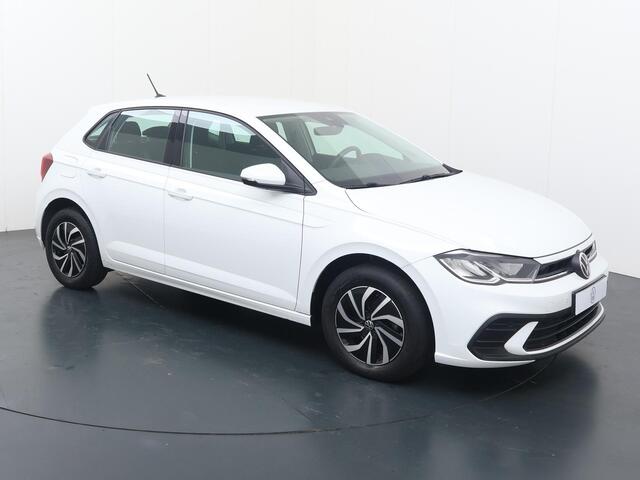 Volkswagen POLO 1.0 TSI Life | 95 PK | Adaptive Cruise Control | LED verlichting | Parkeersensoren | Digital Cockpit | Apple Carplay / Android Auto |