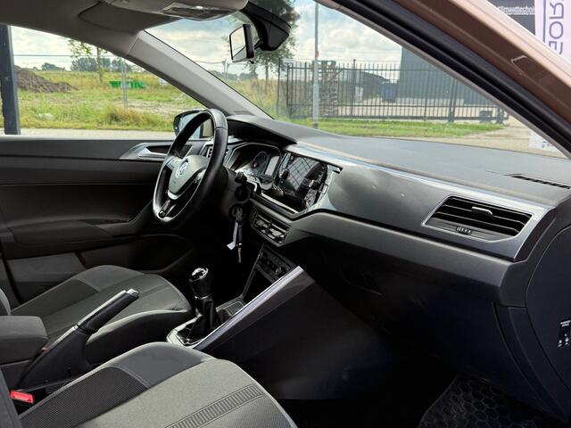 Volkswagen POLO 1.0 TSI Highline | Clima | Alu velgen | Parkeersens | Stoelverw. |