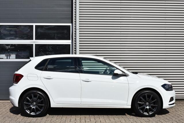 Volkswagen POLO 1.0 TSI COMFORTLINE / CARPLAY / ANDROID AUTO / 17 INCH