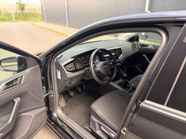 Volkswagen POLO 1.0 TSI Comfortline Business ACC/Applecarplay