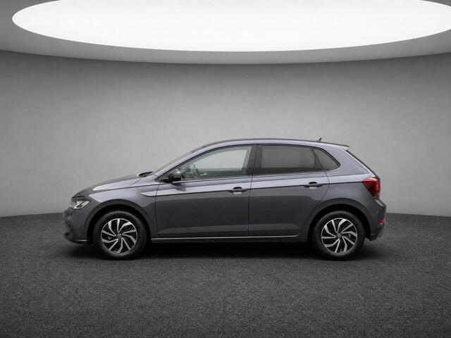 Volkswagen POLO 1.0 TSI 95pk DSG Life Edition · Camera · Apple/Android Car Play · Stoelverwarming · Navigatie · P-Sensoren · 15'' Inch · Garantie t/m 15-07-2028 of 100.000km