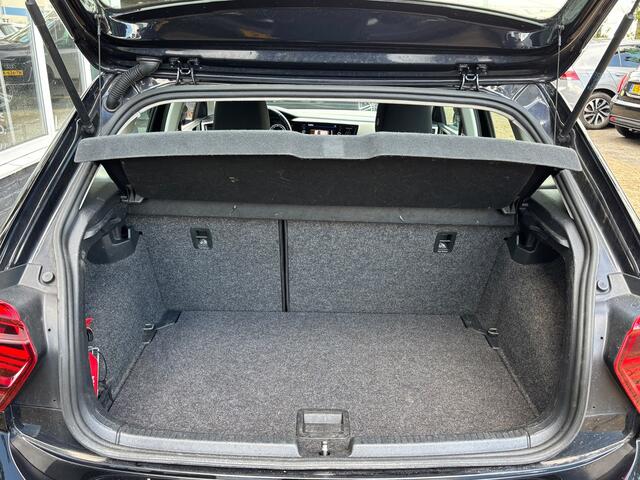 Volkswagen POLO 1.0 Highline | Apple Carplay | Stoelverwarming | Parkeersensoren | Navi
