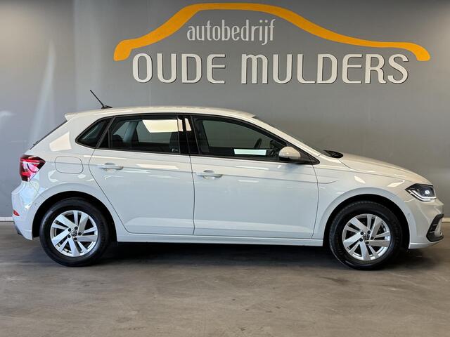 Volkswagen POLO 1.0 TSI Style | IQ light | Adaptive cruise | Stoelverwarming | Achteruitrijcamera | Carplay | Side Assist |