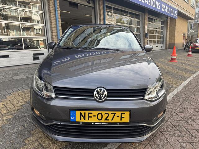 Volkswagen POLO 1.2 TSI Comfortline 61097KM! NAP | 1e Eigenaar | Apple Carplay | Navigatie | Cruise Control | Parkeersensoren Voor + Achter | Dealeronderhouden |