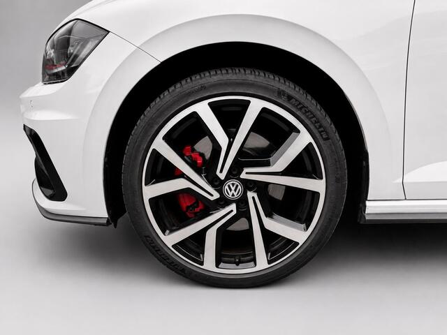 Volkswagen POLO 2.0 TSI GTI| CruiseControl|Pano|StoelVerwarming|Privacy Glass|