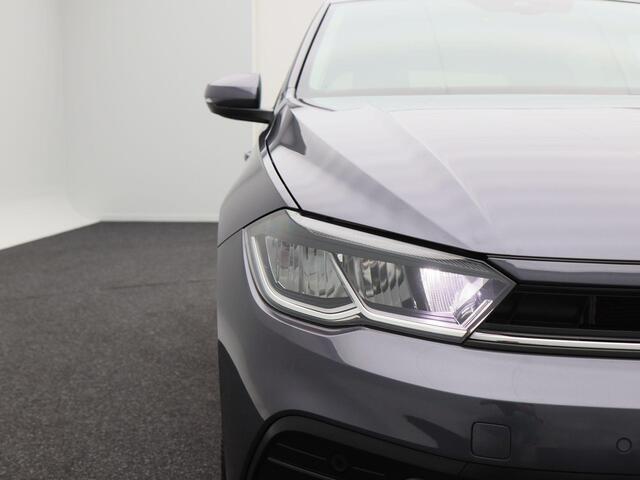 Volkswagen POLO 1.0 TSi Life Business | Adaptive Cruise | Stoelverwarming | Climate Control | CarPlay | Navigatie | Trekhaak | 55.742 Km!!