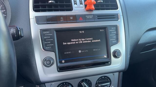 Volkswagen POLO 1.0 BlueMotion Edition CARPLAY / AIRCO / BLUETOOTH / CRUISE / ELEK RAMEN / NL-AUTO