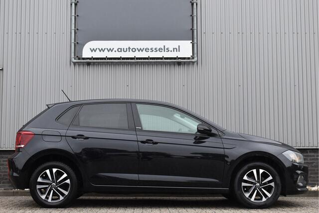 Volkswagen POLO 1.0 TSI Highline Navi, Stoelverwarming, Climate control, Carplay