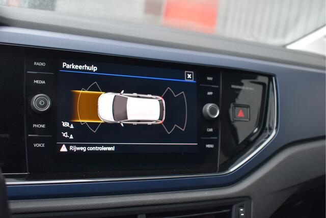 Volkswagen POLO 1.0 TSI Highline Navi, Stoelverwarming, Climate control, Carplay