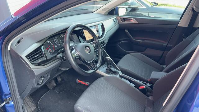 Volkswagen POLO 1.0 TSI Comfortline AUTOMAAT / TREKHAAK / CARPLAY / PDC / NAVI / DAB+ / BLUETOOTH / ACC / NL-AUTO