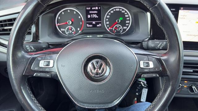 Volkswagen POLO 1.0 TSI Comfortline AUTOMAAT / TREKHAAK / CARPLAY / PDC / NAVI / DAB+ / BLUETOOTH / ACC / NL-AUTO