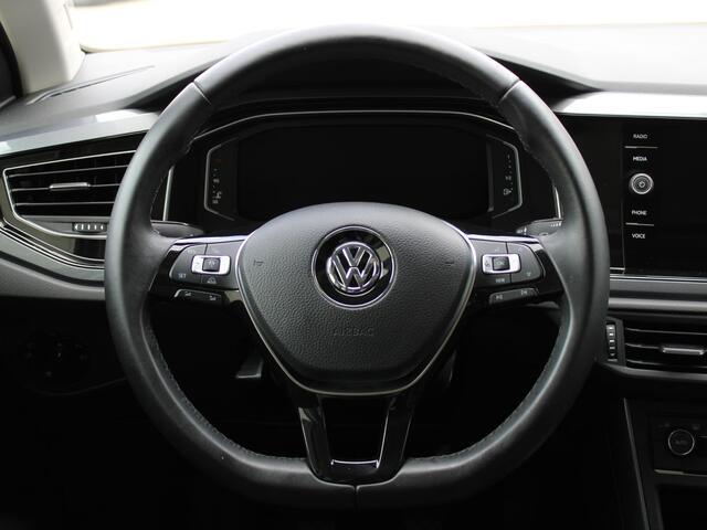 Volkswagen POLO 1.0 TSI Highline | PANORAMISCH SCHUIFDAK | APPLE CARPLAY |