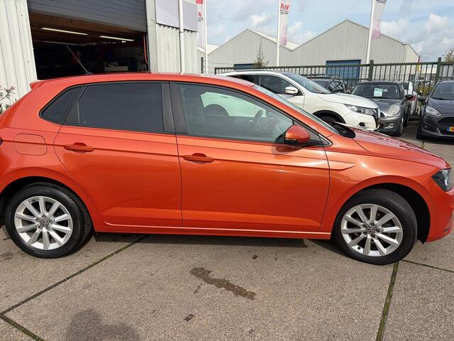 Volkswagen POLO 1.0 MPI Comfortline Airco, cruise