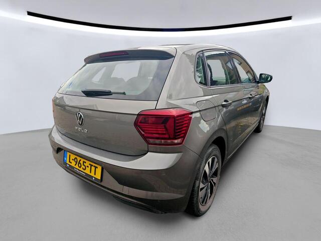 Volkswagen POLO 1.0 TSI 95pk Comfortline / Navigatie / Cruise Control Parkeersensoren