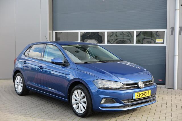 Volkswagen POLO 1.0 TSI 95pk Highline Trekhaak (afneembaar) , Stoelverwarming , PDC, Navi, Carplay, DAB+, Stuurwiel multifuntioneel, Cruisecontrol, Recent onderhouden , historie volledig hier bekend