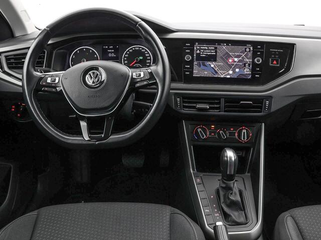 Volkswagen POLO 1.0 TSI 95pk DSG Comfortline · Camera · Apple/Android Car Play · P-Sensoren · Navigatie · DAB · 15'' Inch ·