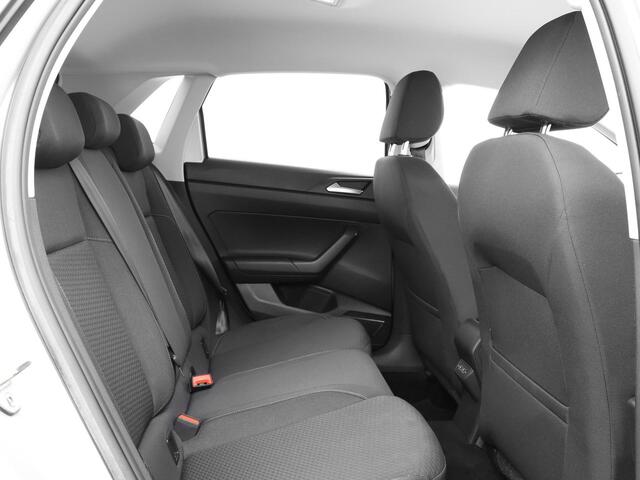Volkswagen POLO 1.0 TSI 95pk DSG Comfortline · Camera · Apple/Android Car Play · P-Sensoren · Navigatie · DAB · 15'' Inch ·
