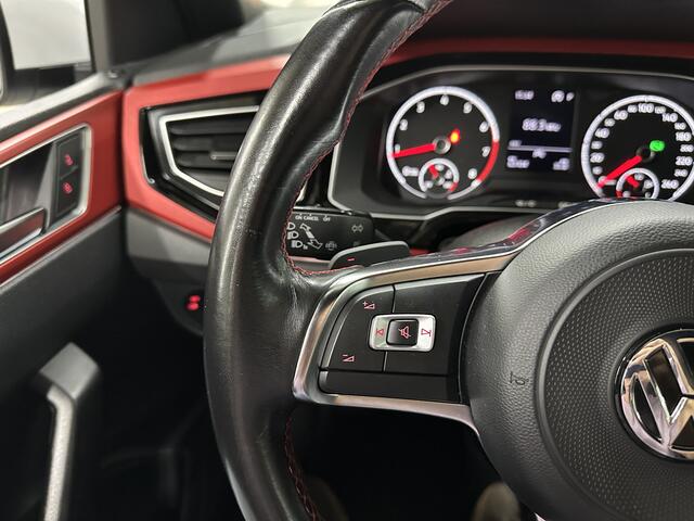 Volkswagen POLO 2.0 TSI GTI 200pk | BeatsAudio | Stoelverwarming | Groot scherm | Apple carplay | PDC voor & achter |