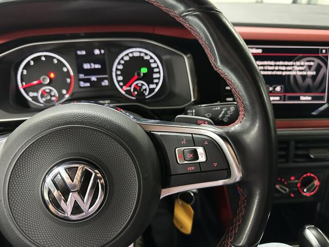 Volkswagen POLO 2.0 TSI GTI 200pk | BeatsAudio | Stoelverwarming | Groot scherm | Apple carplay | PDC voor & achter |