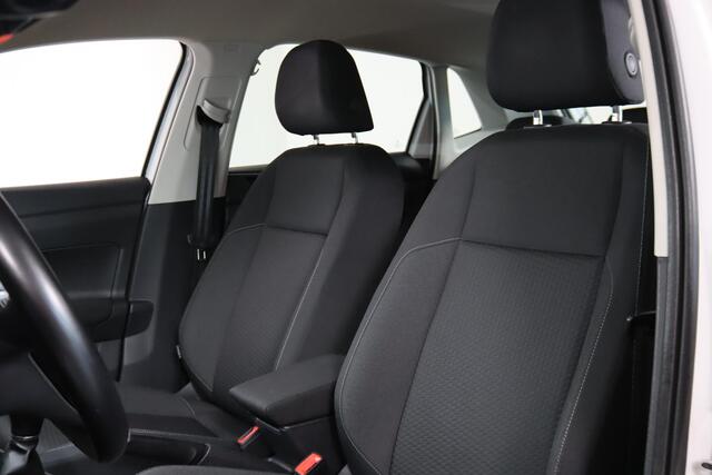 Volkswagen POLO 1.0 TSI Comfortline Cruise Control, Apple Carplay/Android Auto, Navigatie, PDC, Bluetooth