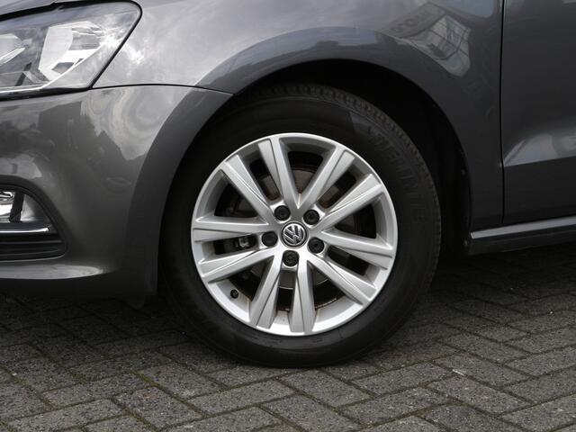 Volkswagen POLO 1.2 TSI Comfortline AIRCO CRUISE CONTROL 93257 KM