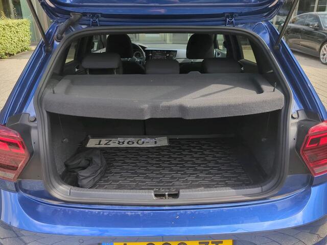 Volkswagen POLO 1.0 TSI Highline Business R / AUTOMAAT/ PANO/ TREKHAAK/ ACC/ PARK.SENSOREN/ CRUISE/ NAVI/ AIRCO/ LED/ 16'' LMV