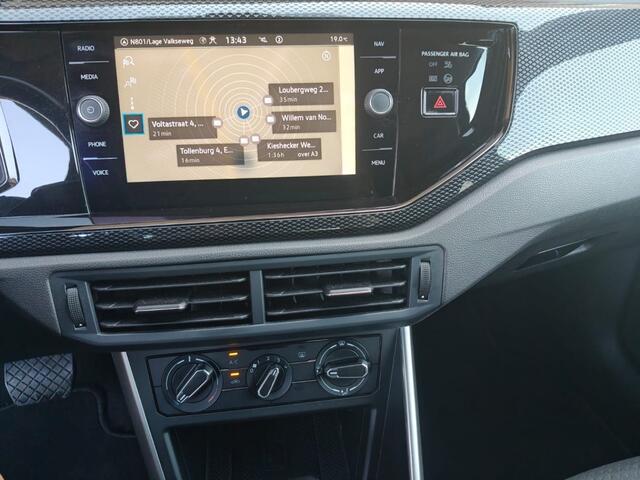 Volkswagen POLO 1.0 TSI Life / CARPLAY / PDC / NAP